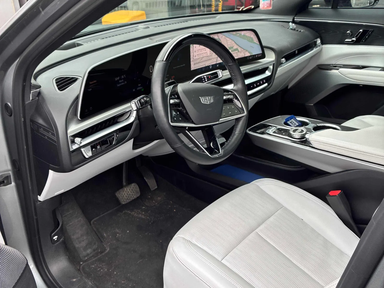 Interior driver side