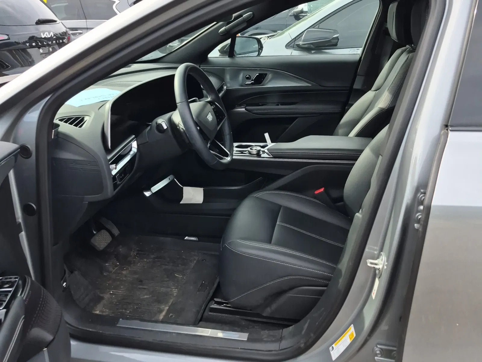 Front Interior Photo