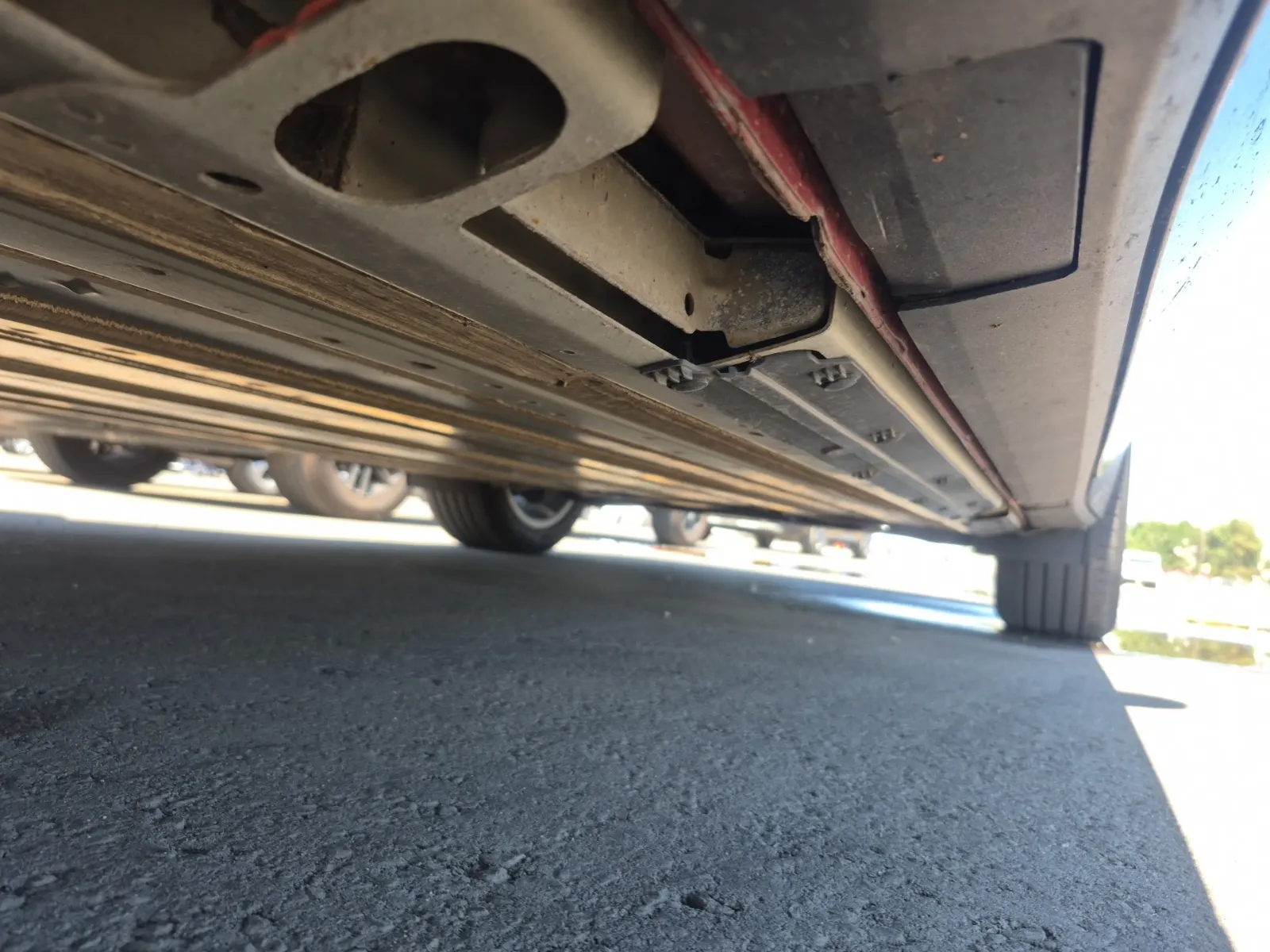 Undercarriage - Driver Photo