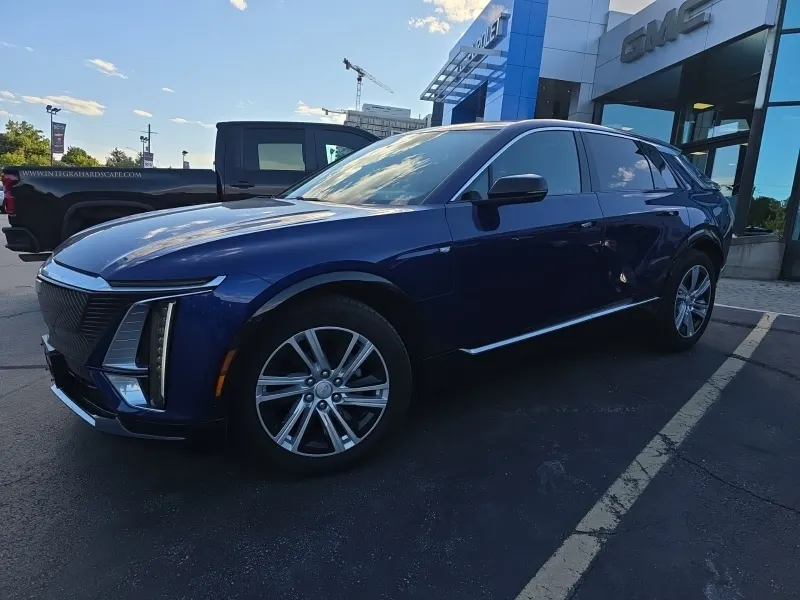 2024 Cadillac LYRIQ