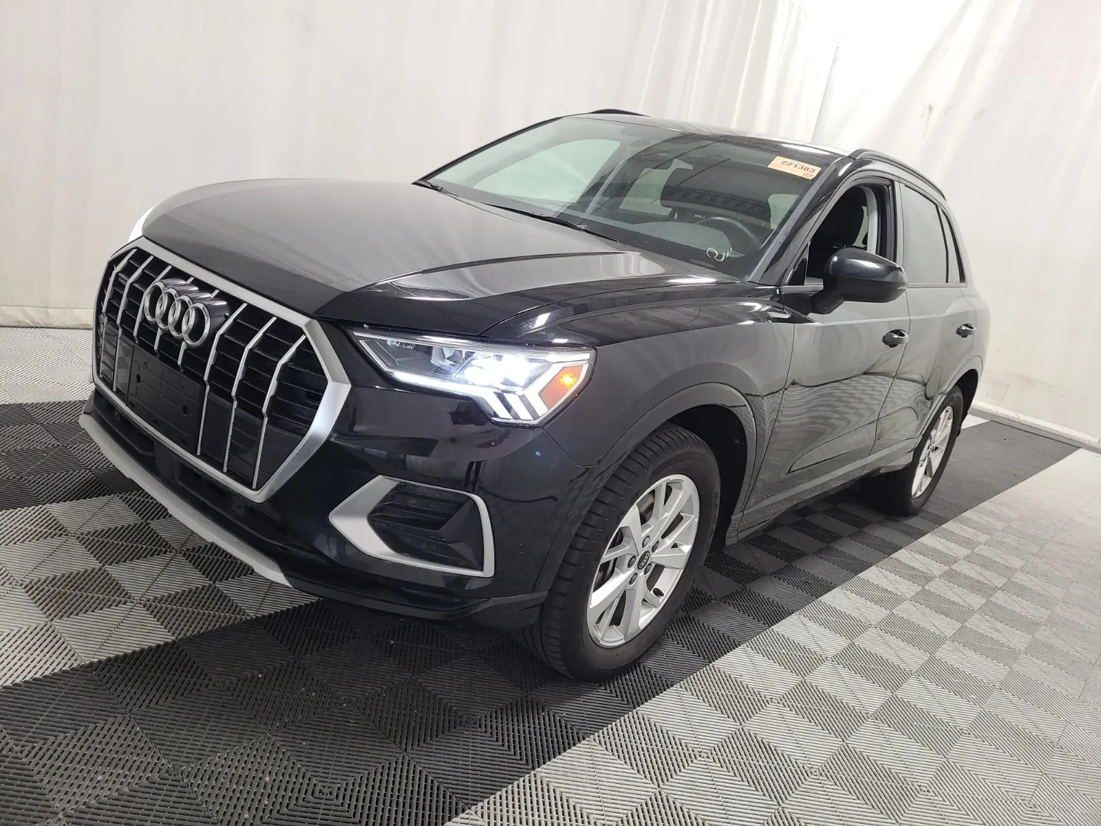 2022 Audi Q3