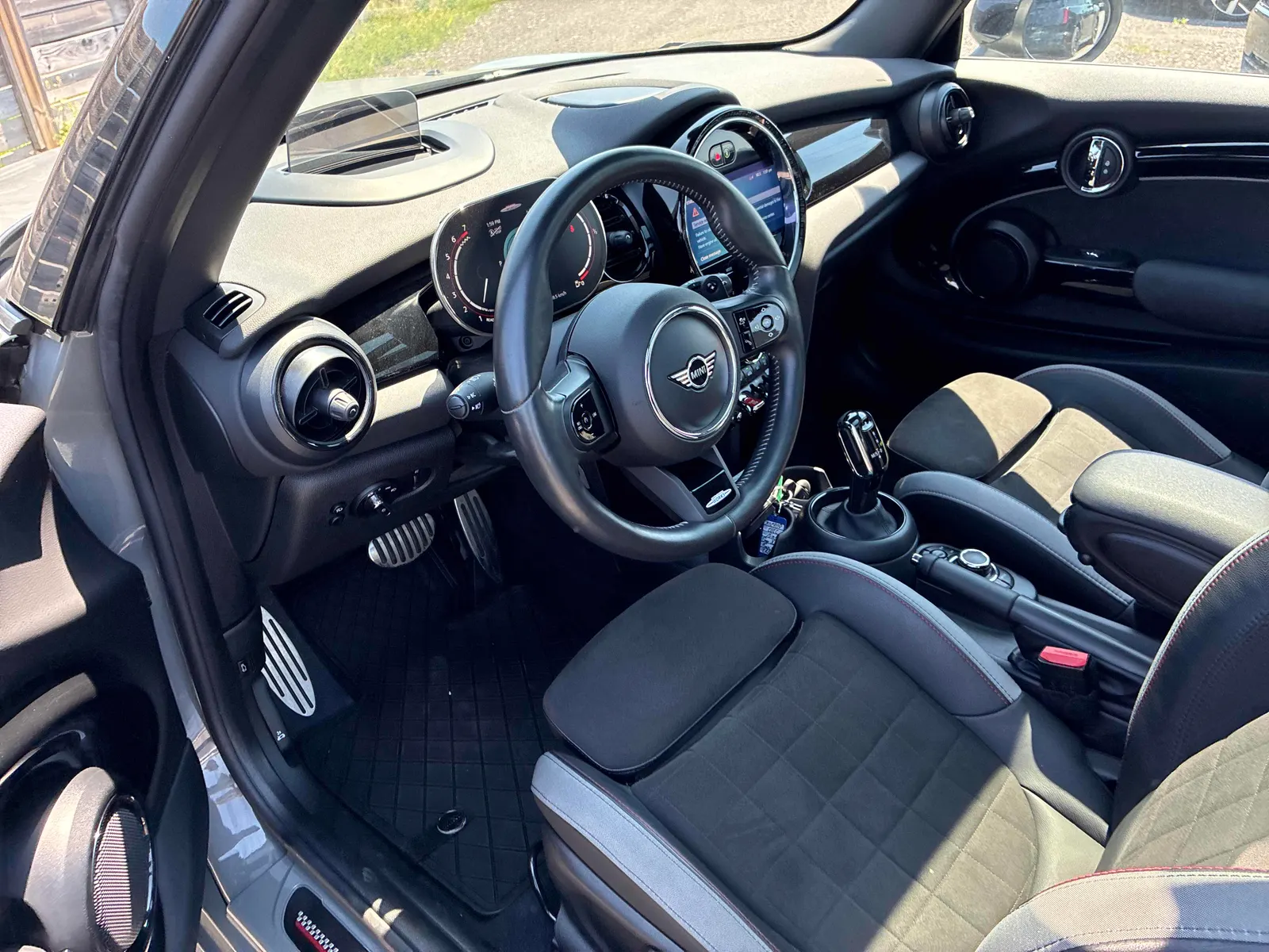 Interior driver side