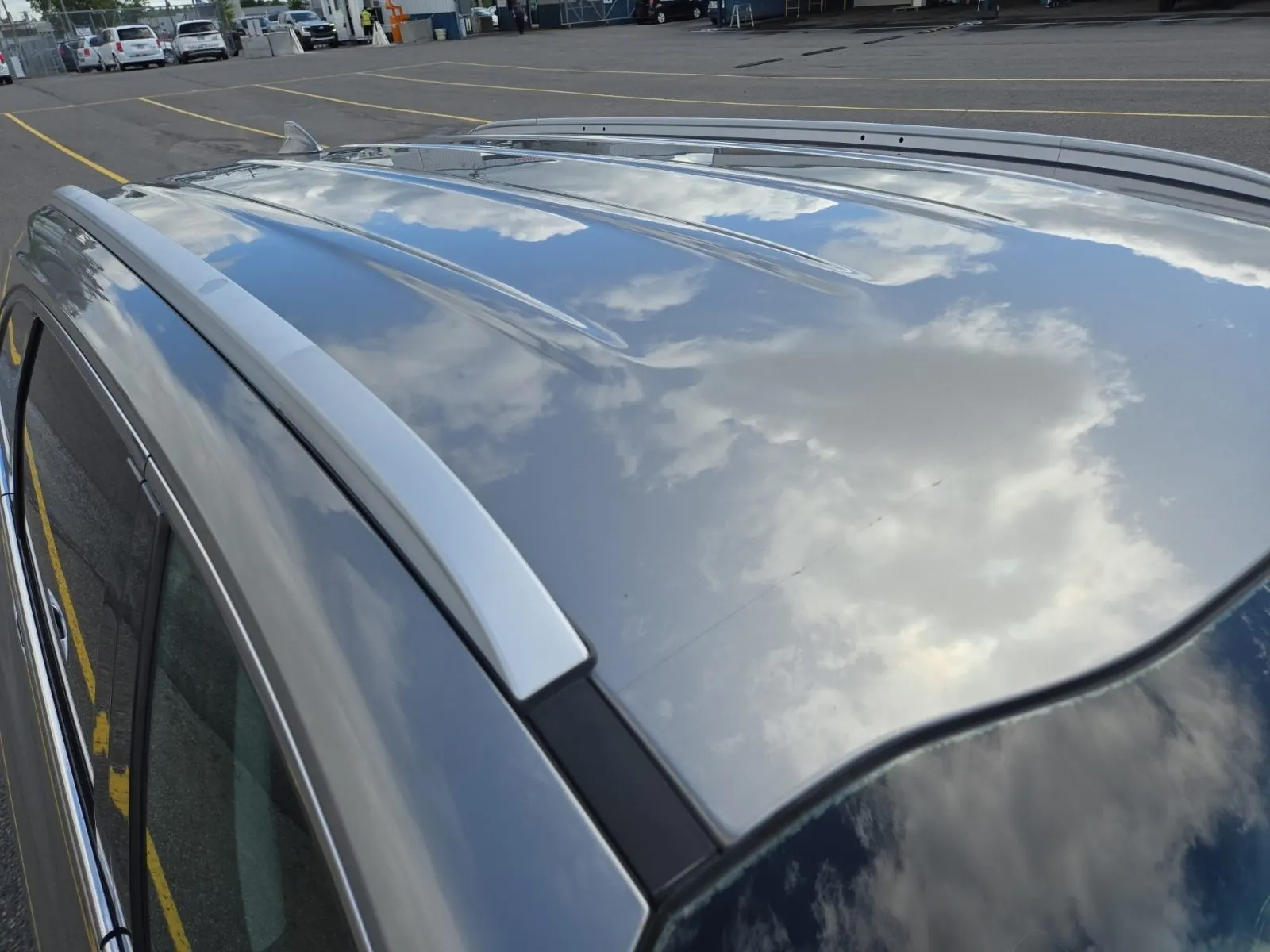 Exterior Roof Photo