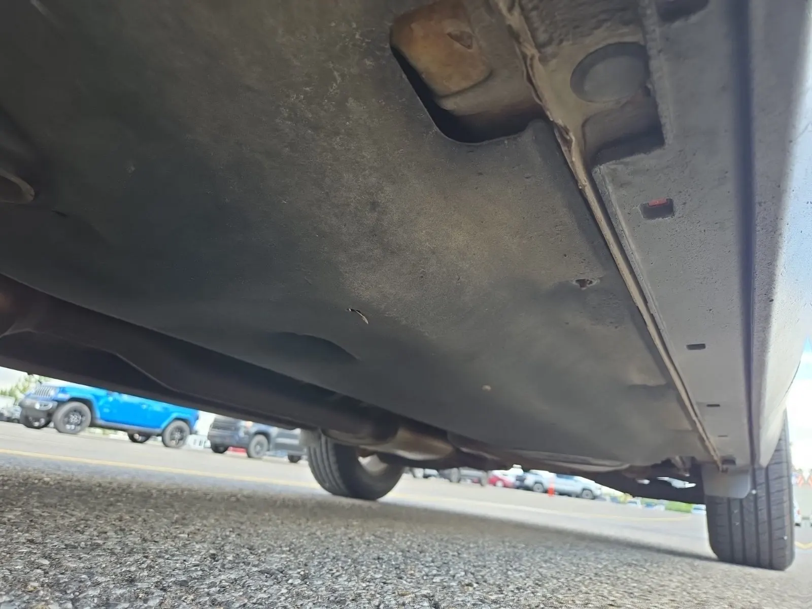 Undercarriage - Driver Photo