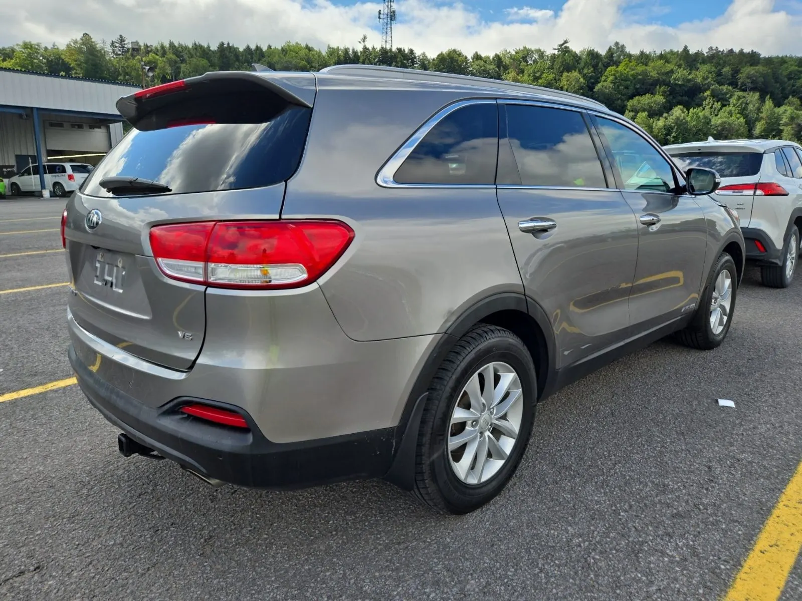 Passenger Rear 3/4 Photo