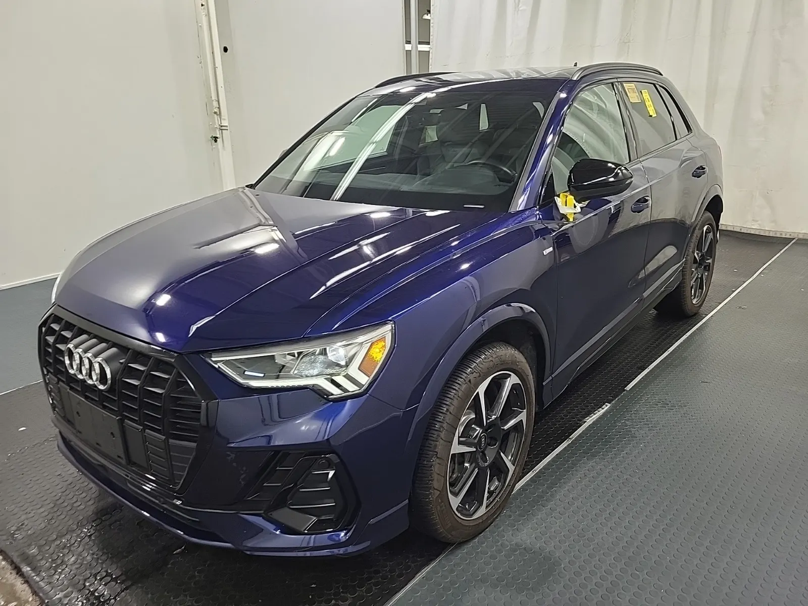 2022 Audi Q3
