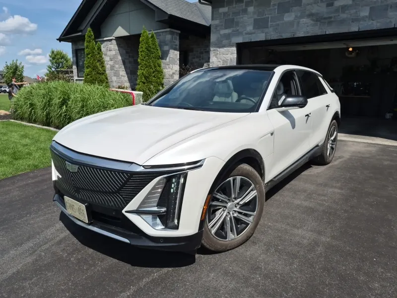 2024 Cadillac LYRIQ