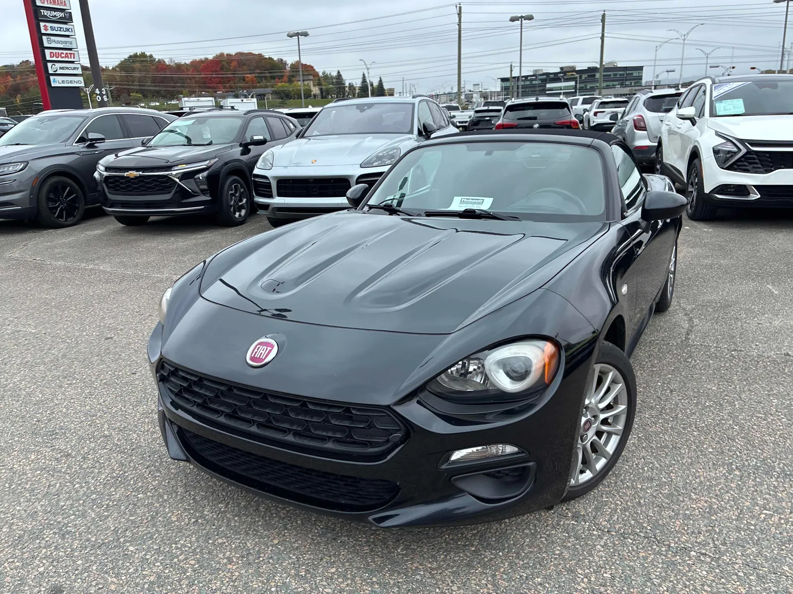 3/4 Front (Main image)