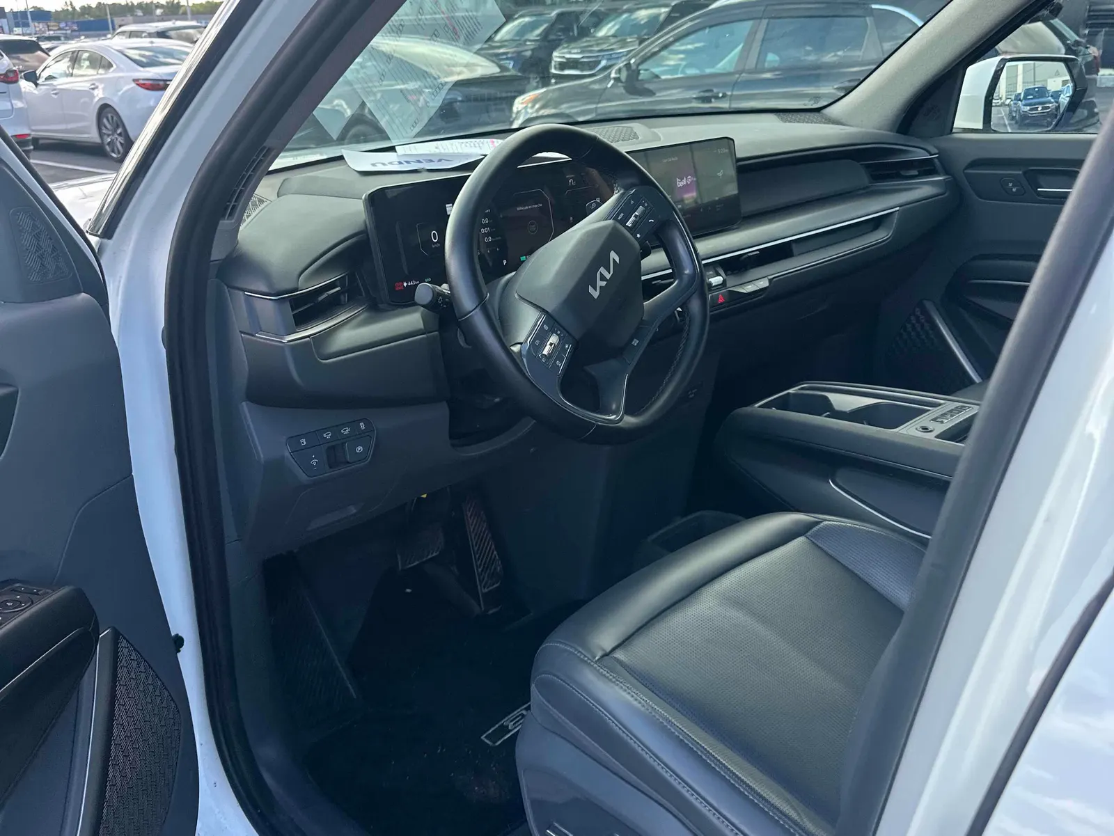 Interior driver side