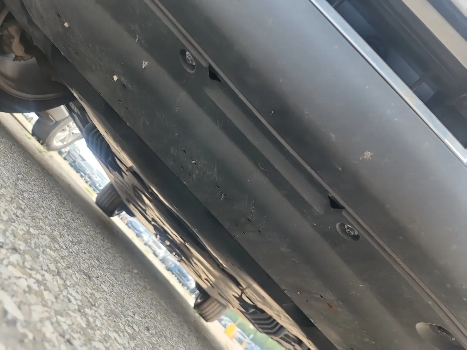 Undercarriage - Front Photo