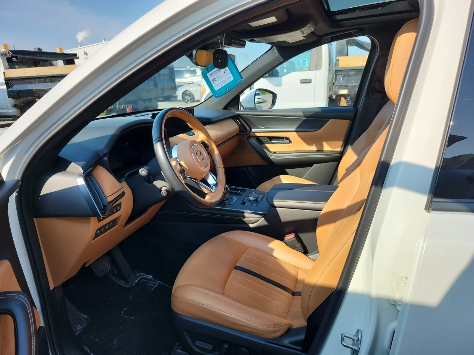 Front Interior Photo