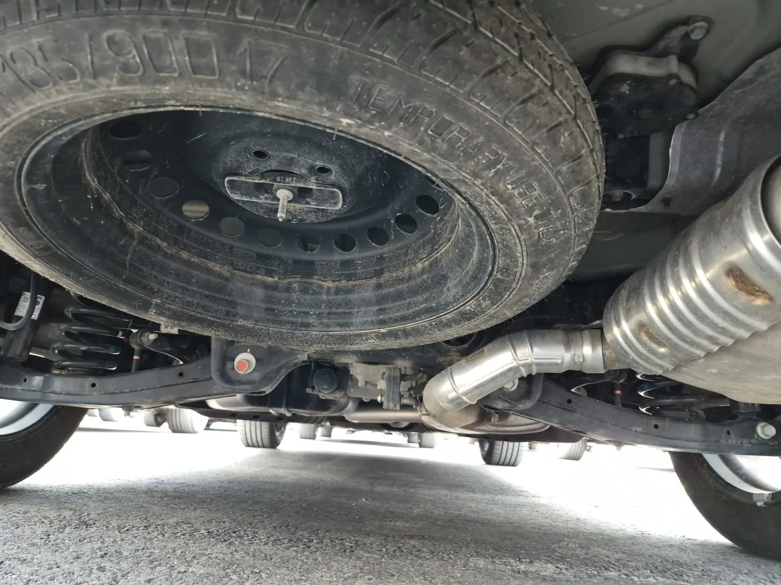 Spare Tire & Wheel Photo