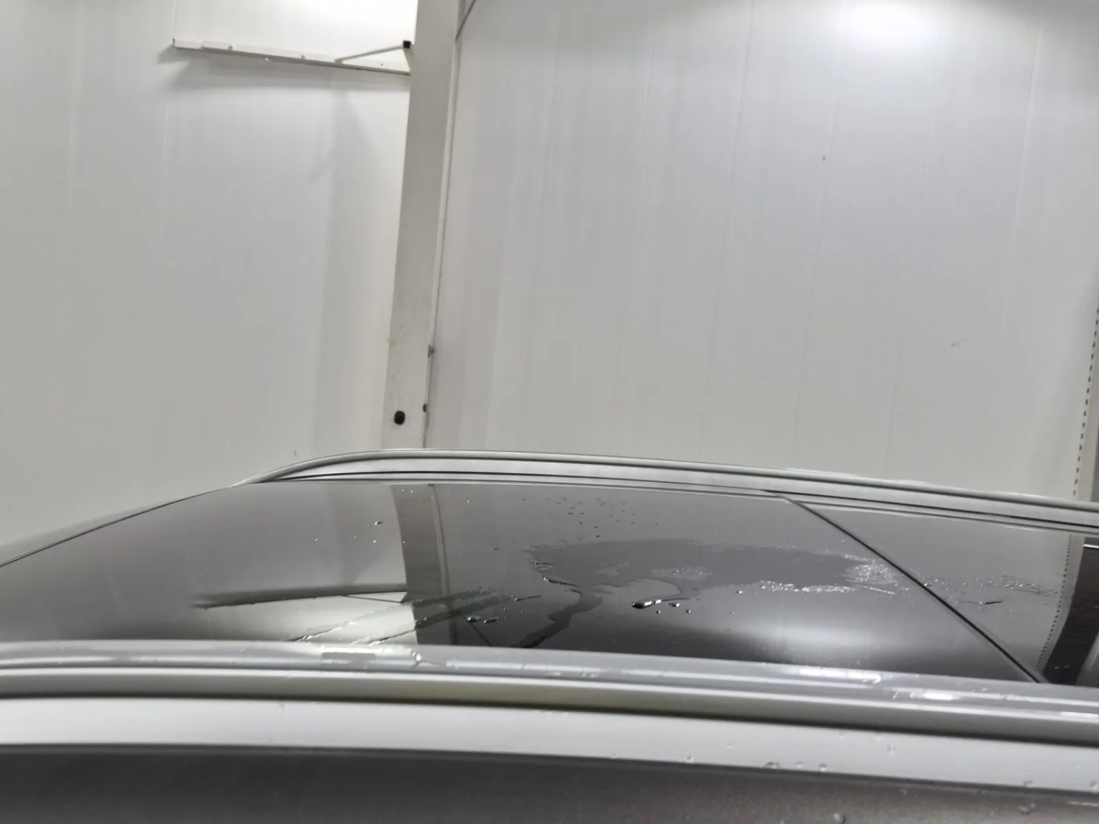Exterior Roof Photo