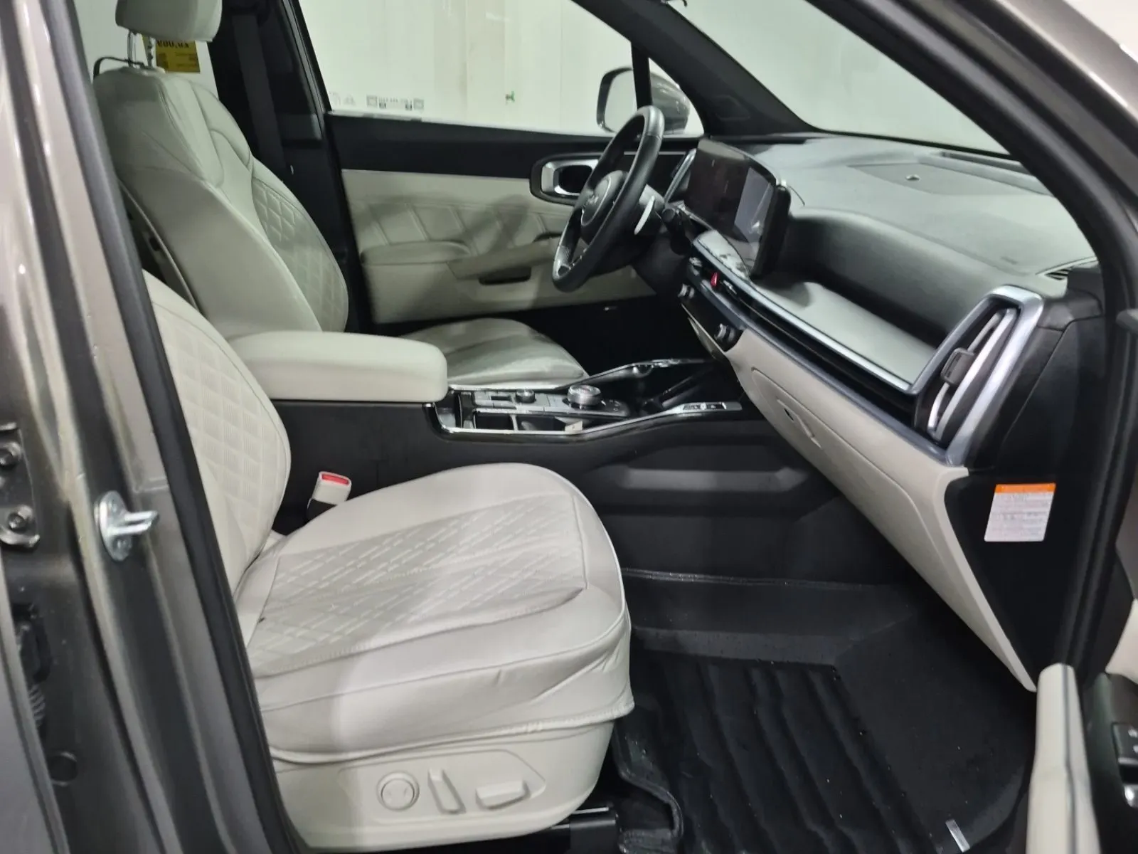 Right Side Interior Photo
