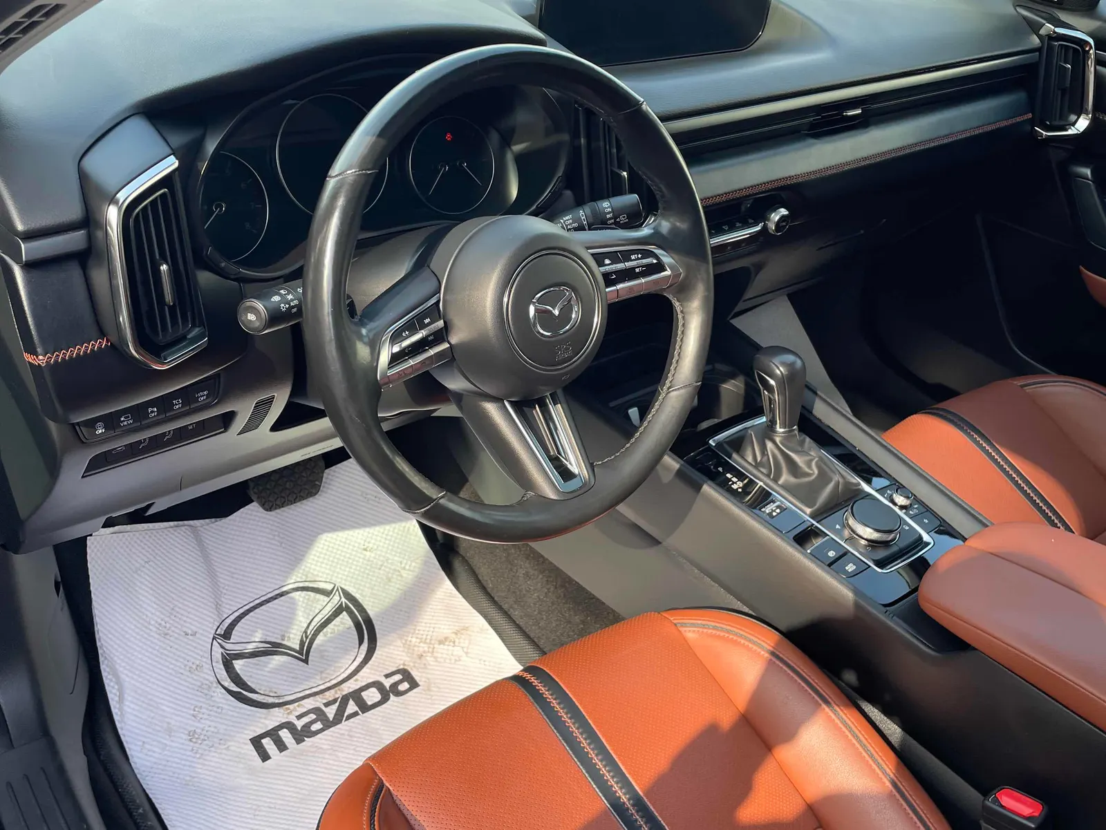 Interior driver side