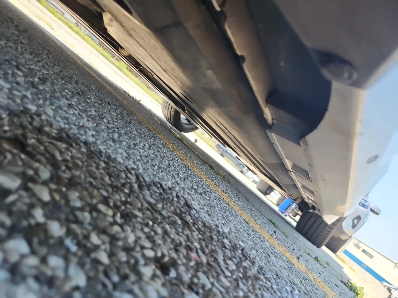 Undercarriage - Driver Photo