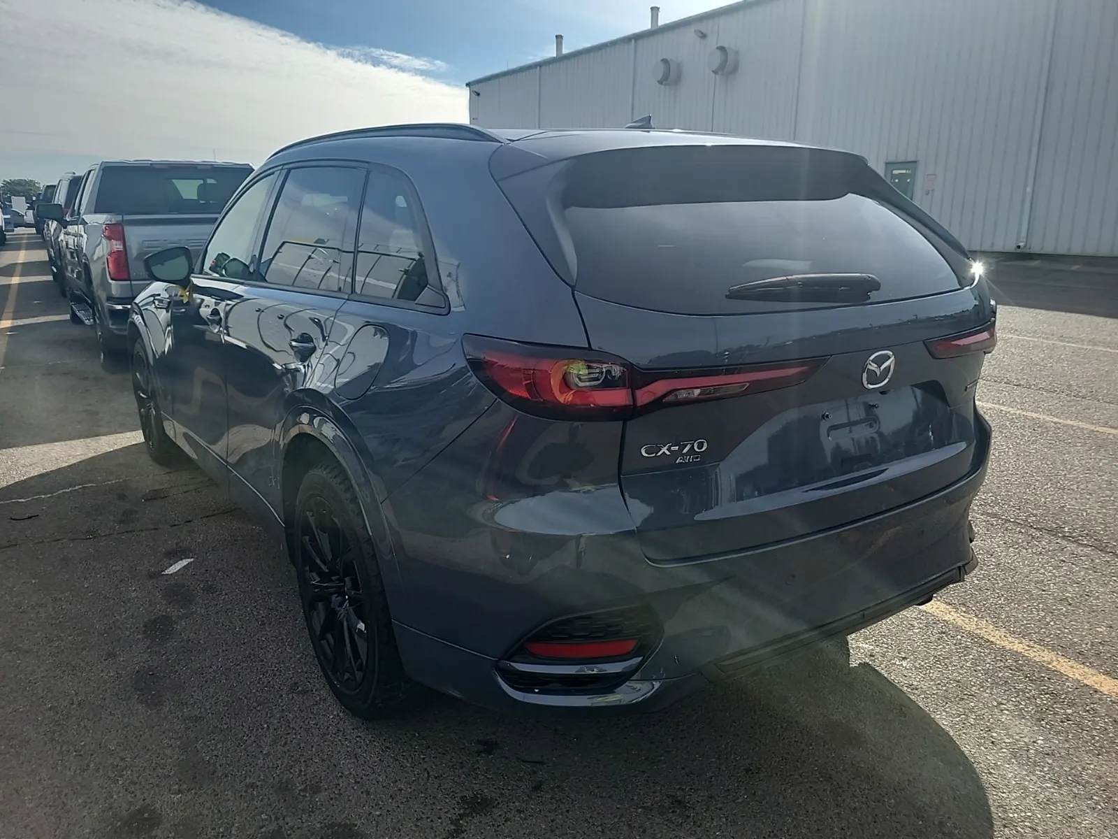 Driver Rear 3/4 Photo