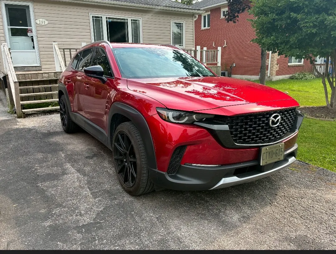 3/4 Front (Main image)