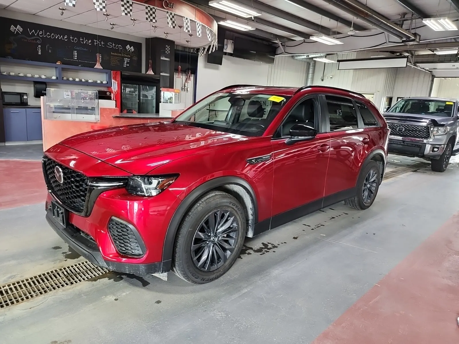 2025 Mazda CX-70 MHEV