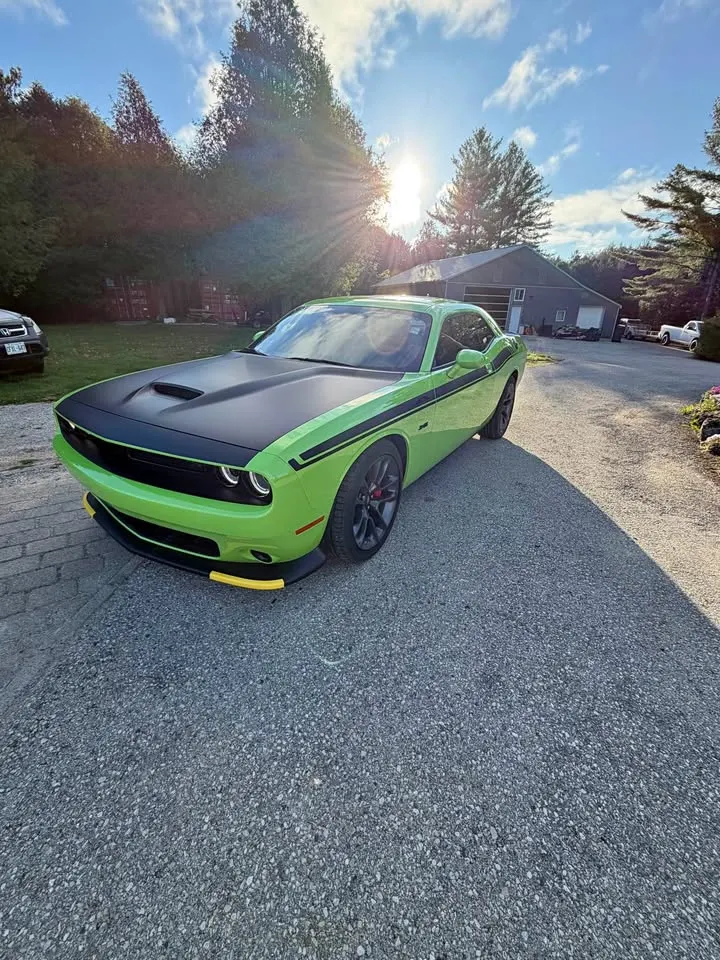 3/4 Front (Main image)