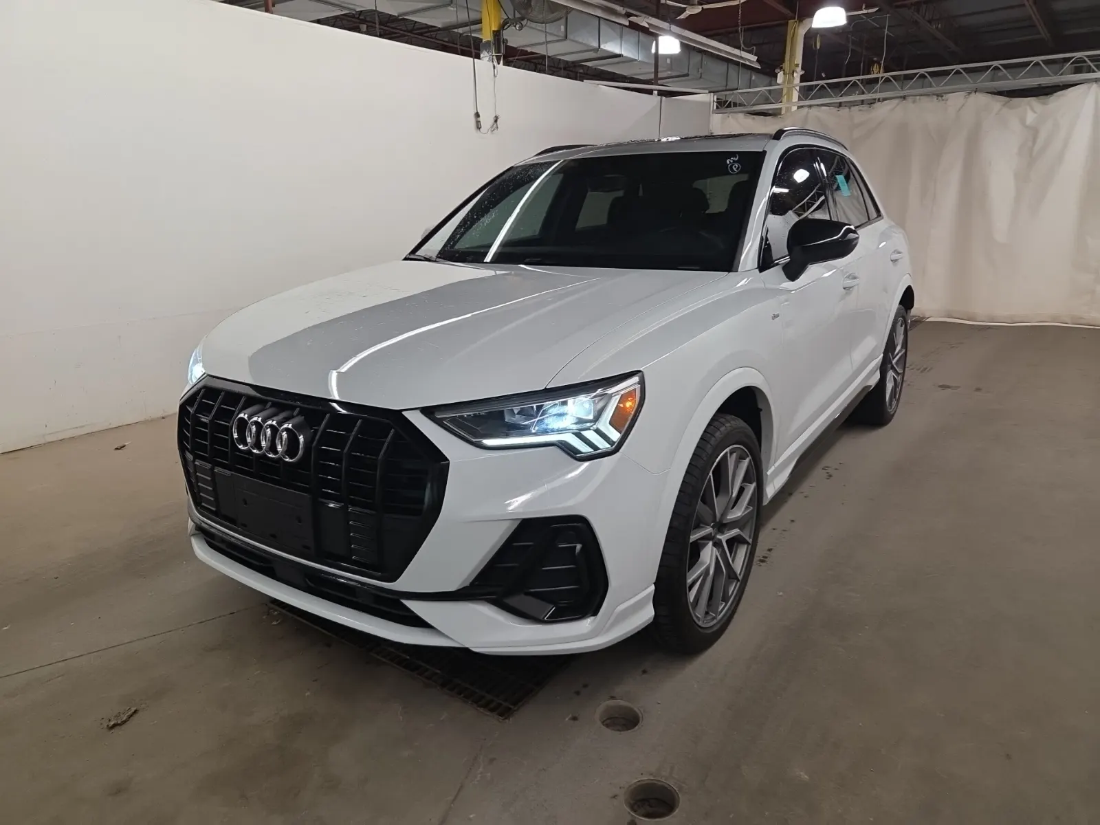 2022 Audi Q3