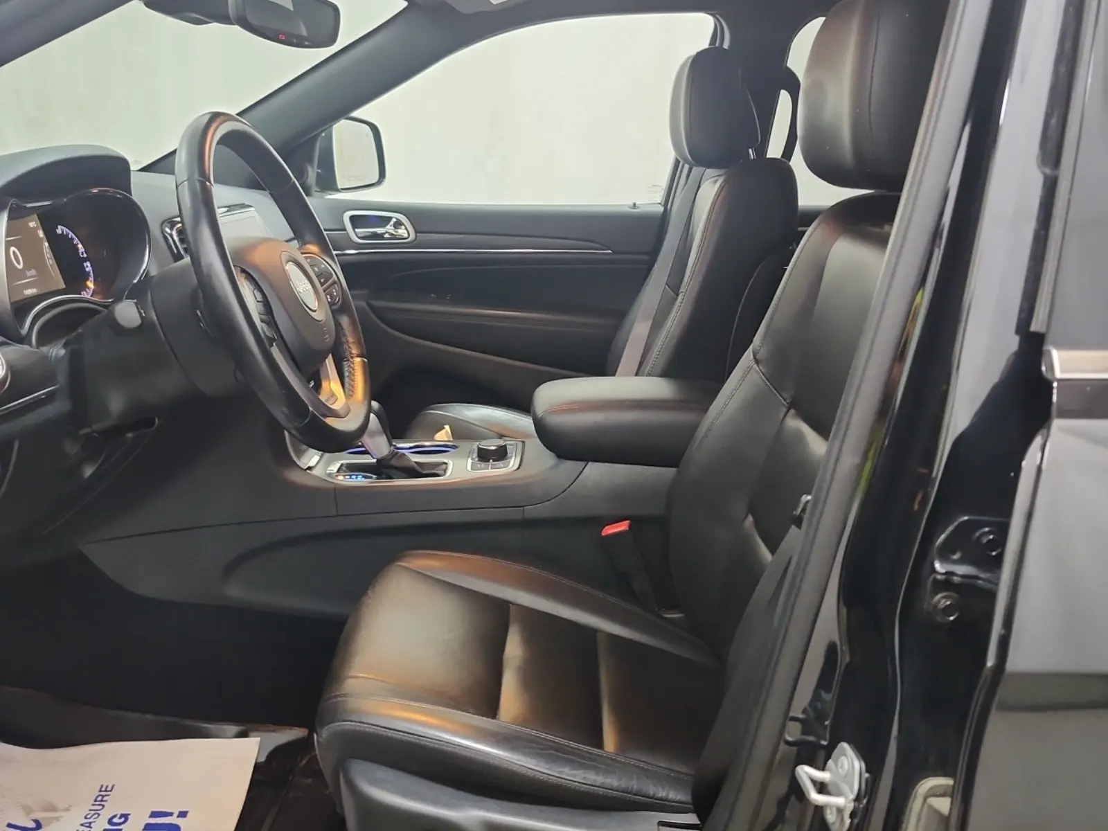 Front Interior Photo