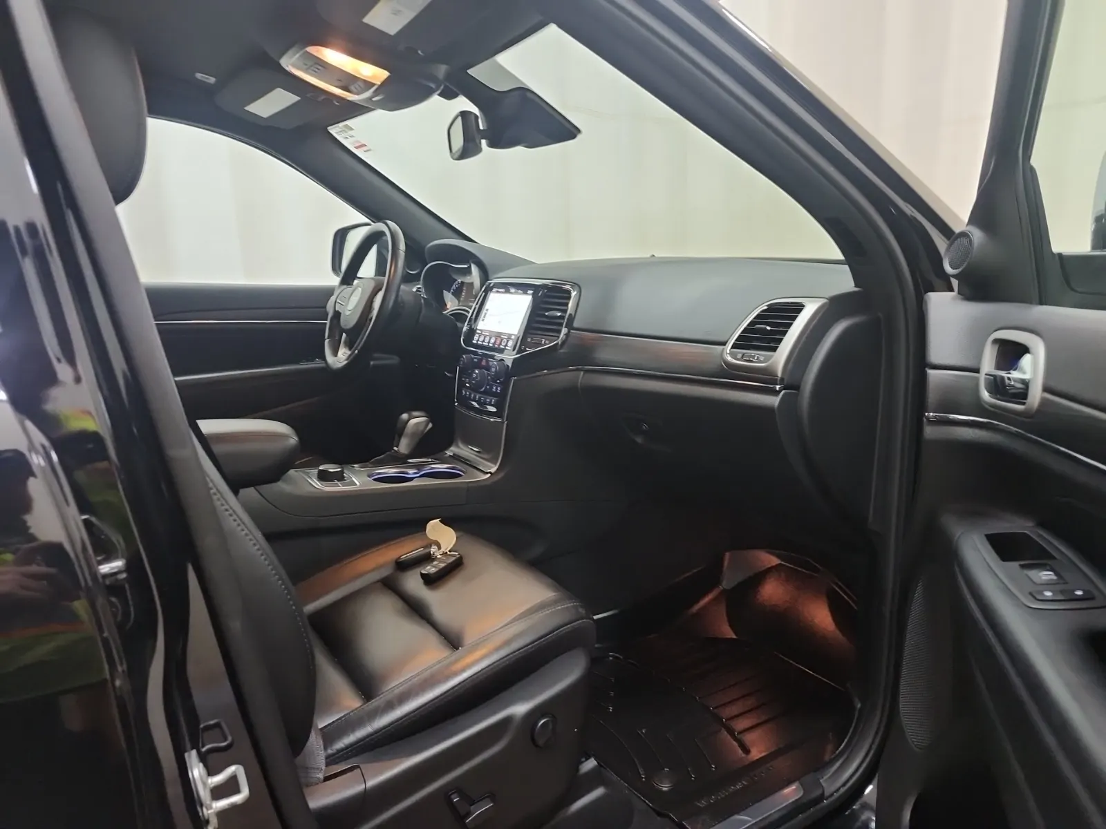 Right Side Interior Photo