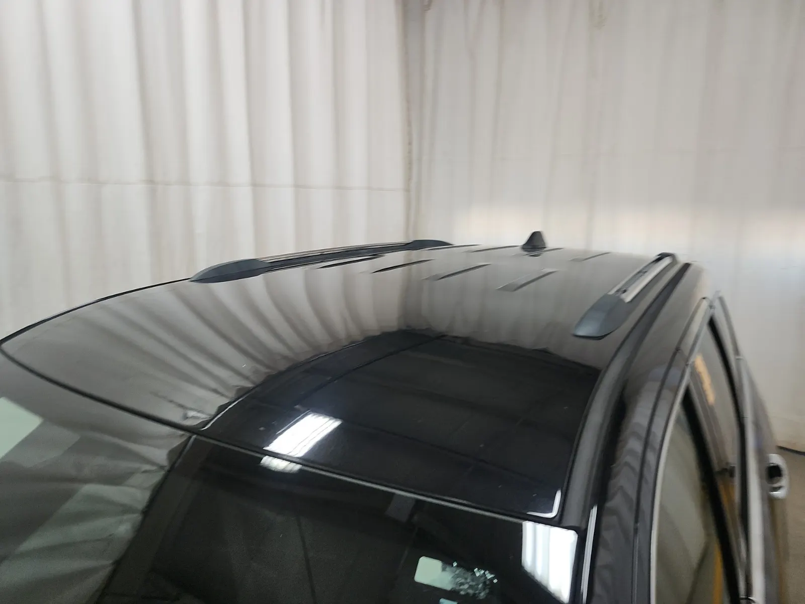 Exterior Roof Photo