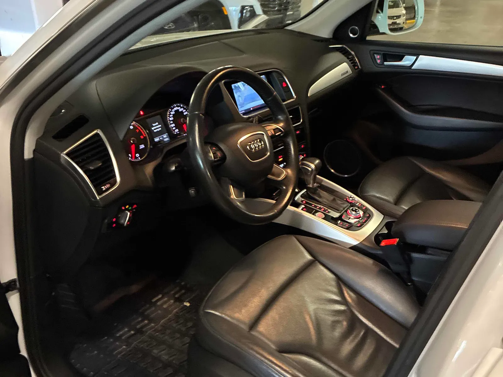 Interior driver side