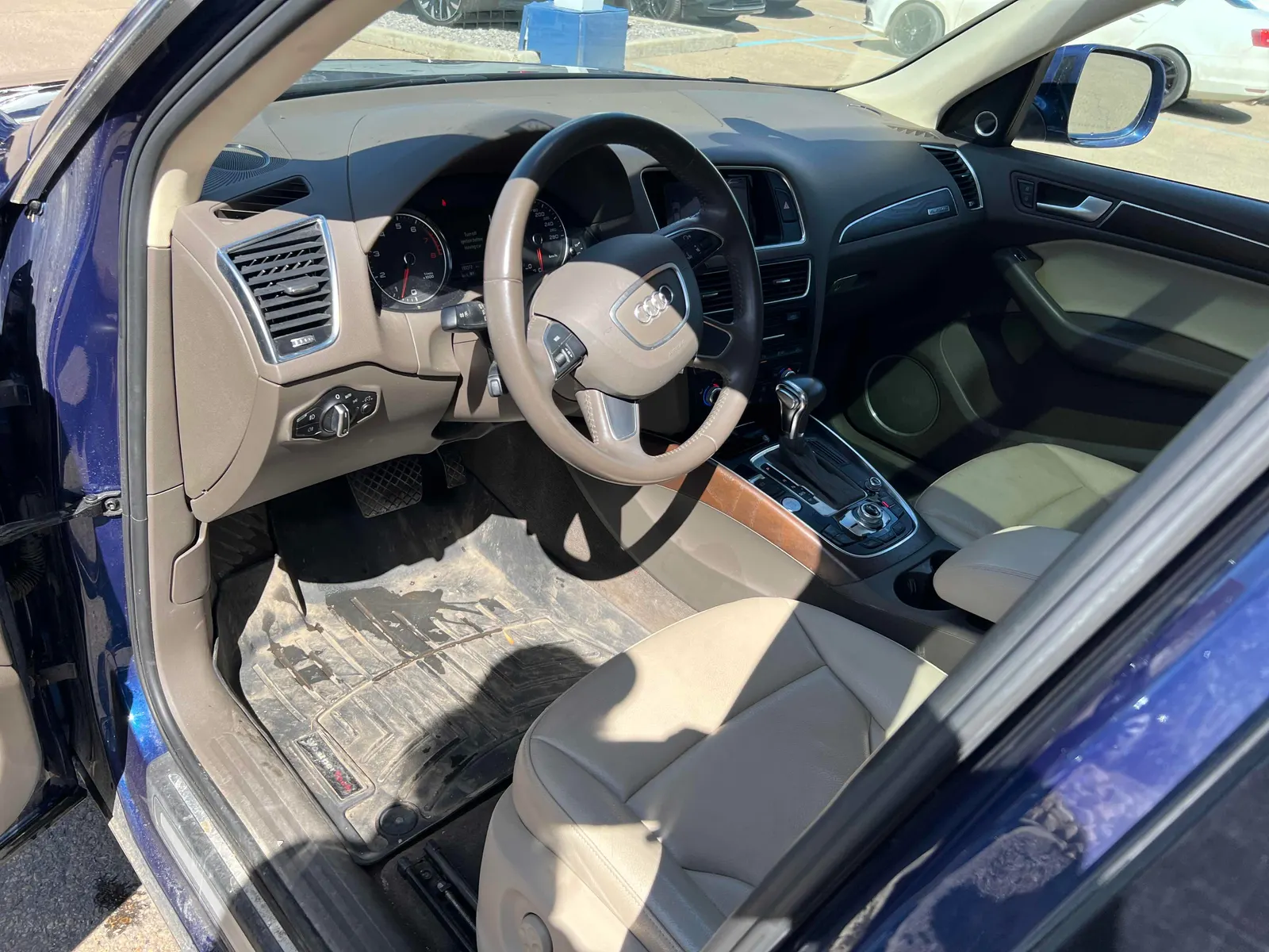 Interior driver side