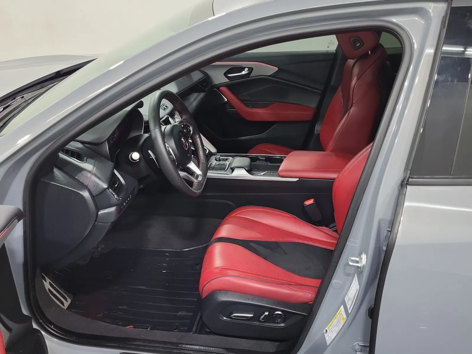 Front Interior Photo