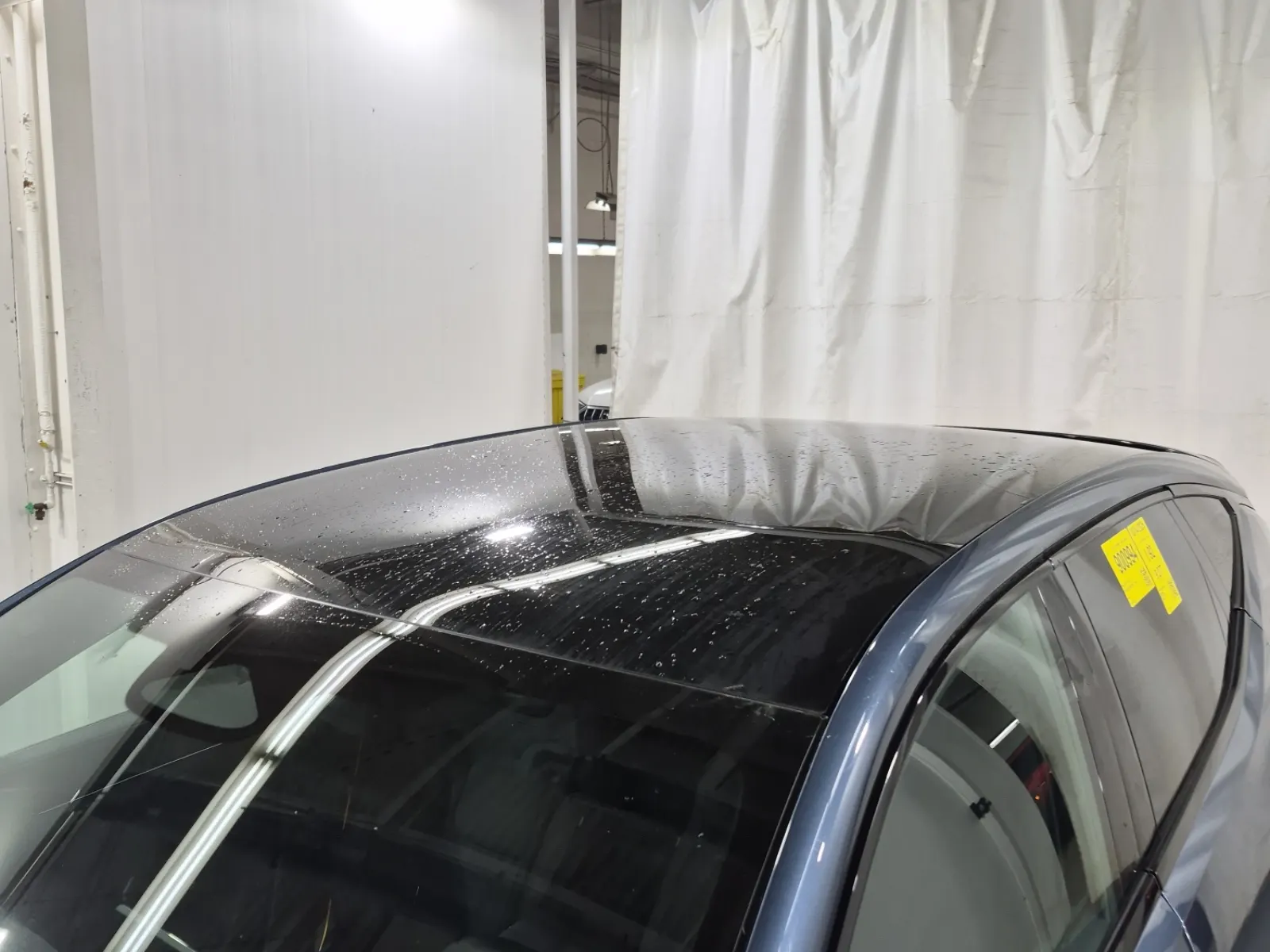 Exterior Roof Photo