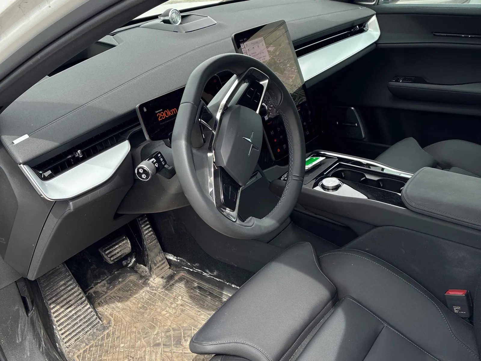 Interior driver side