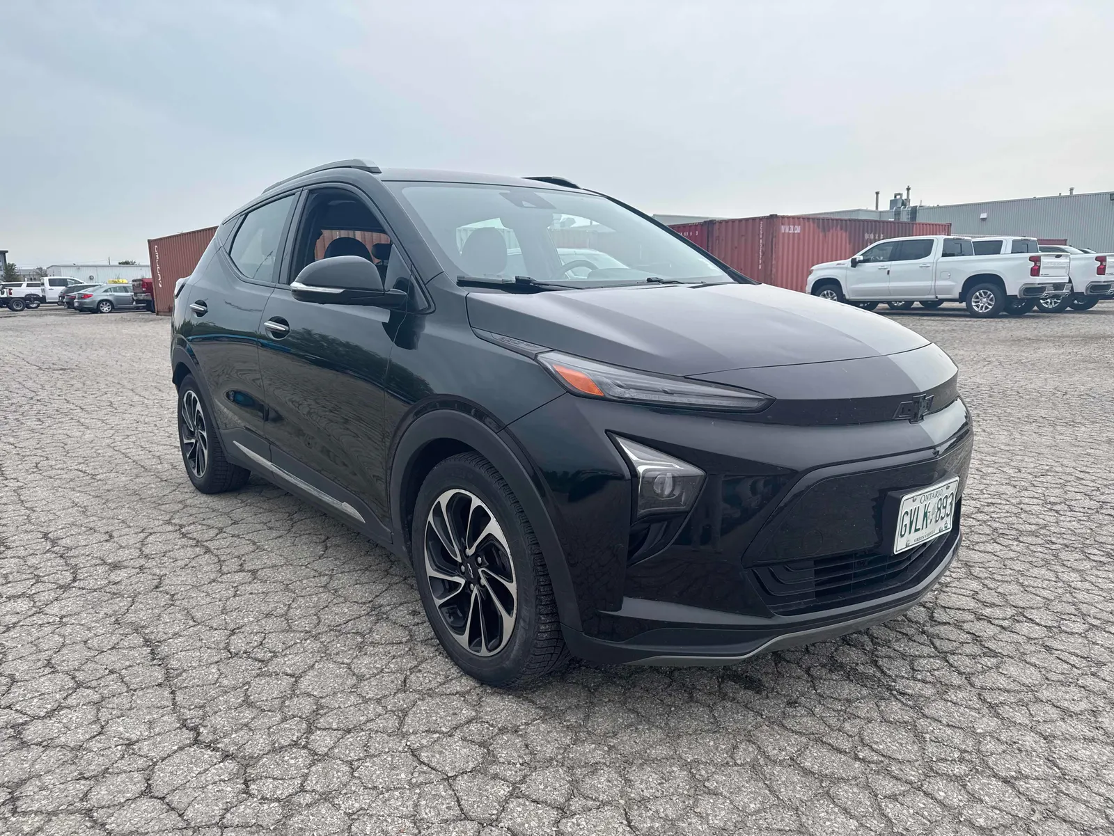 3/4 Front (Main image)