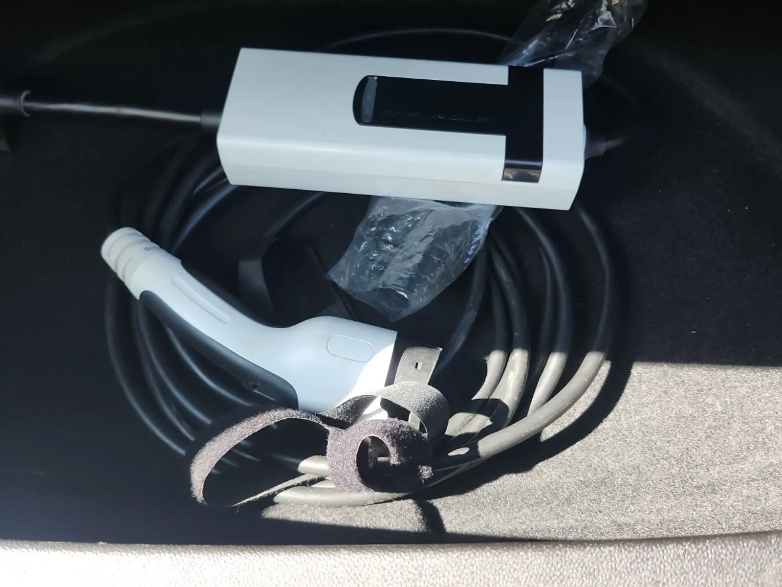 Charging Cable Photo