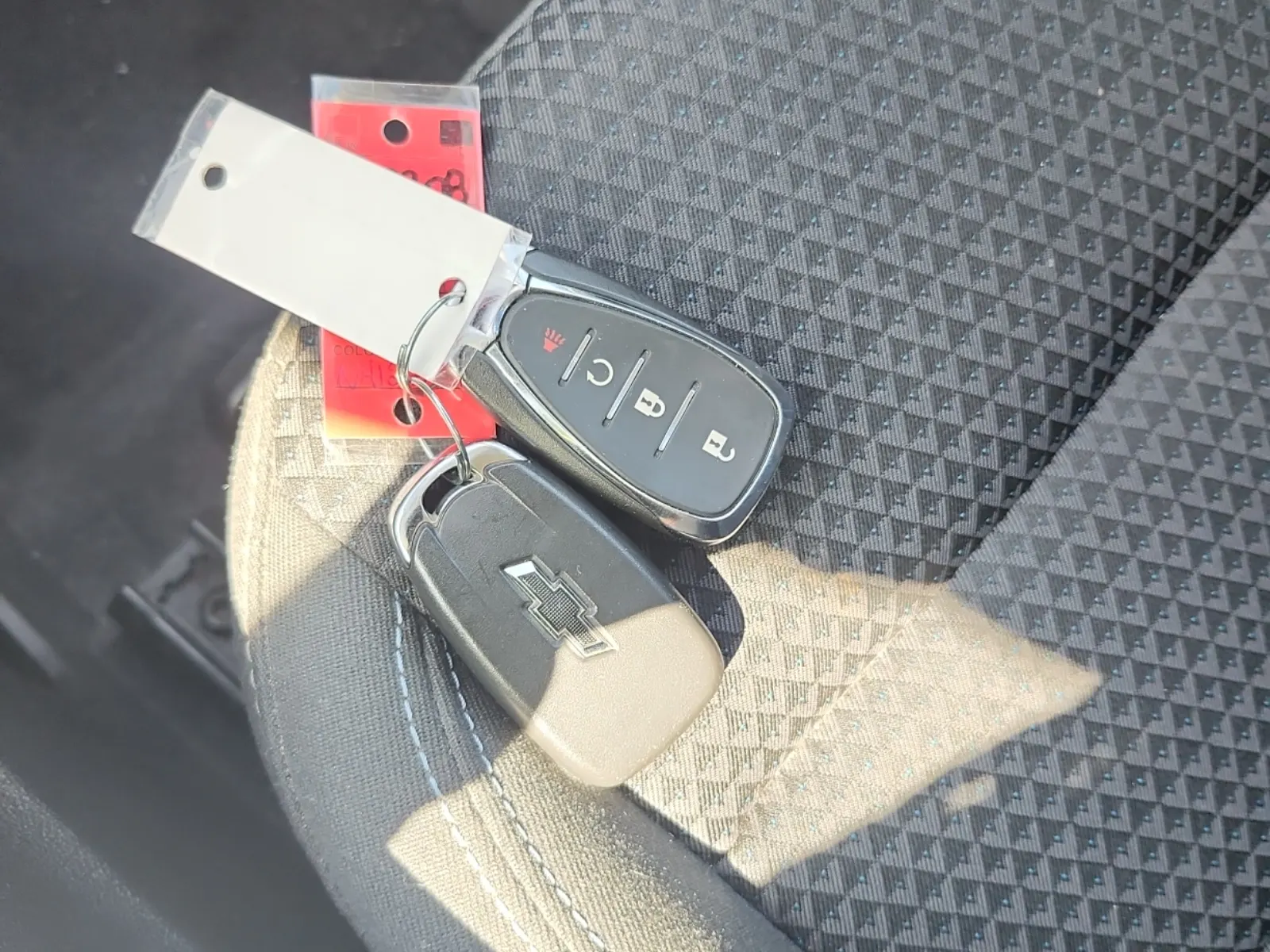 Keys/Fobs/Manual Photo