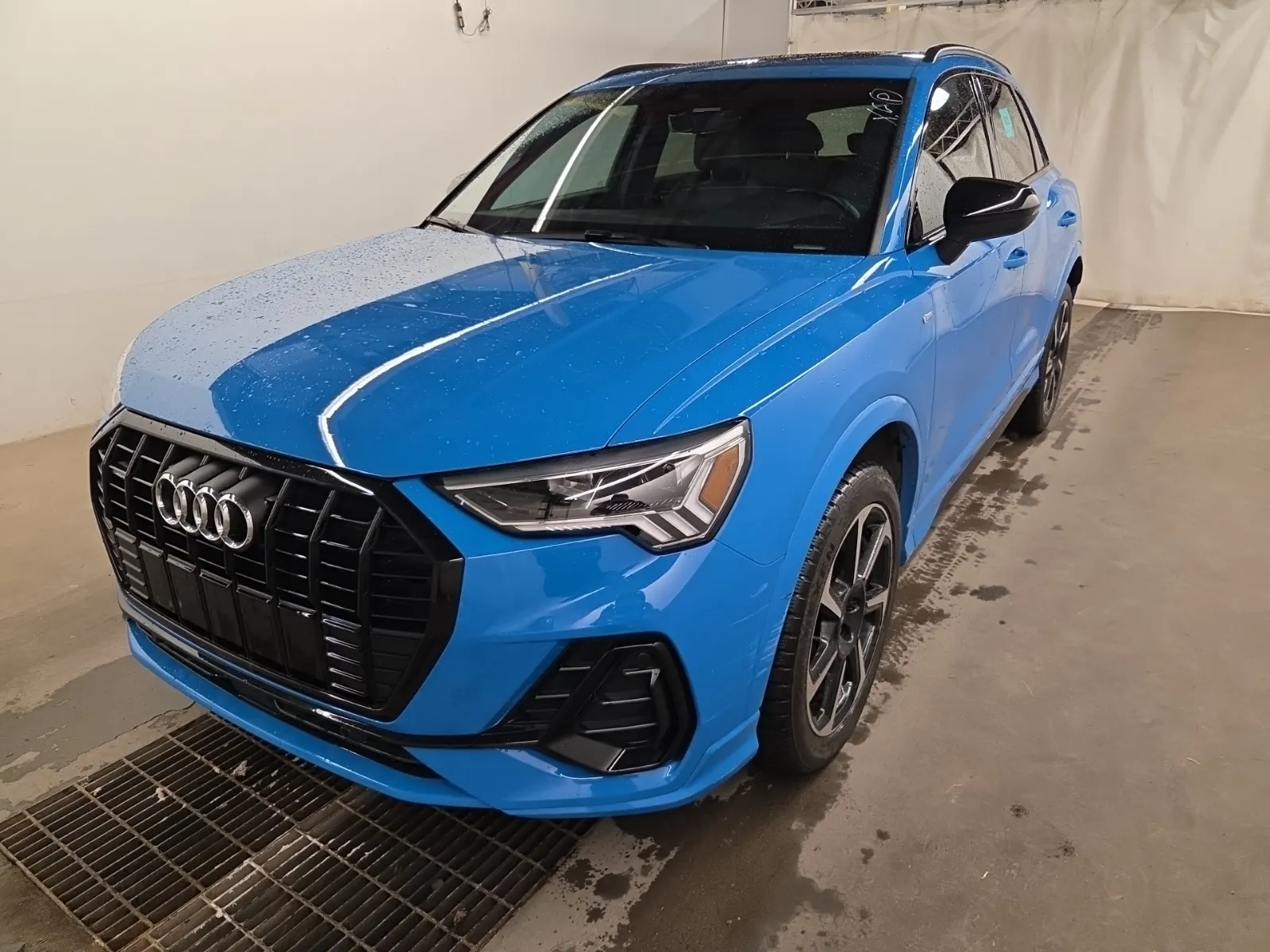 2022 Audi Q3