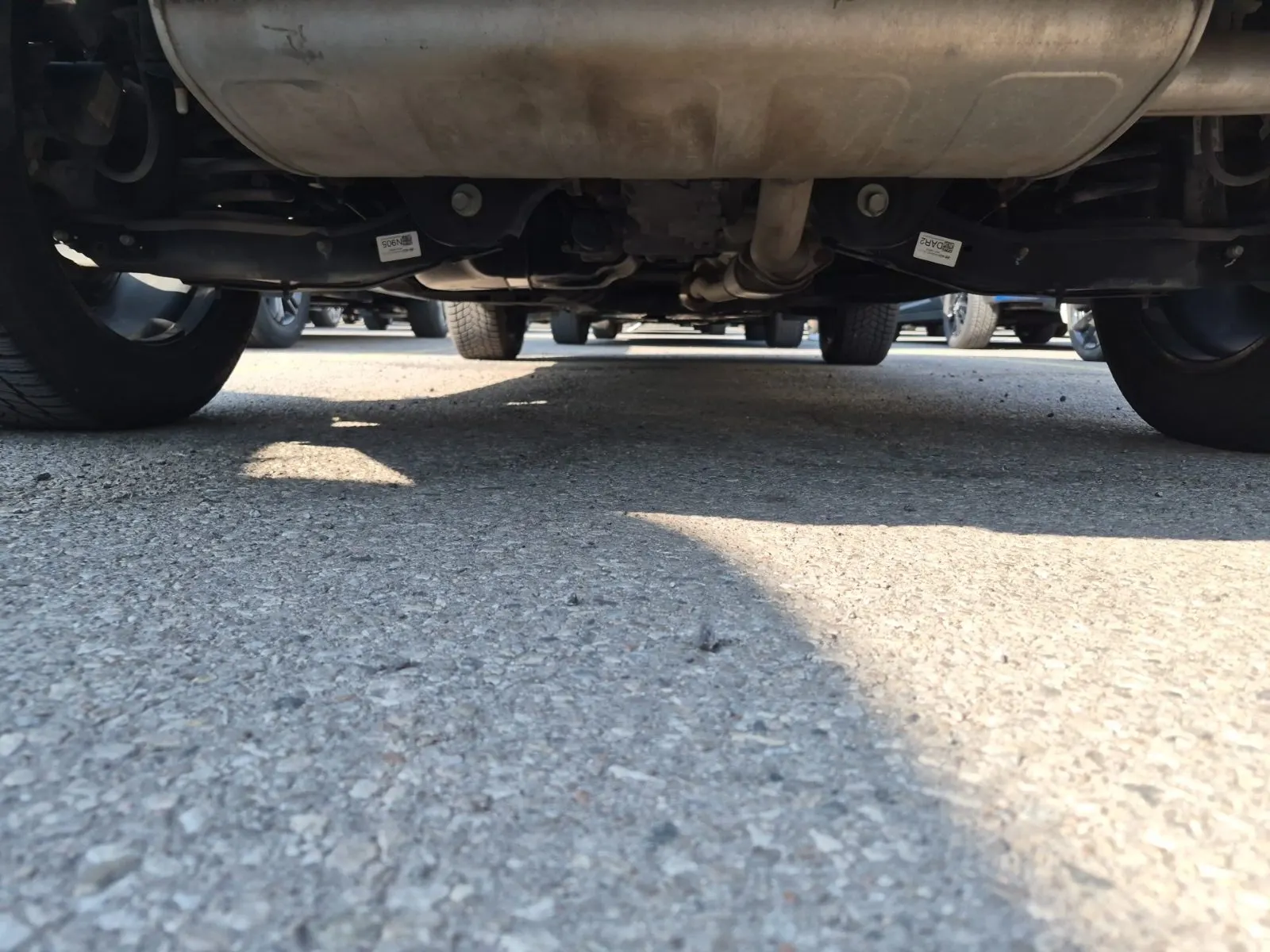 Undercarriage - Rear Photo
