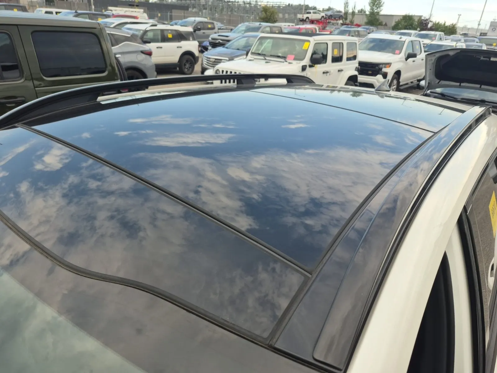 Exterior Roof Photo