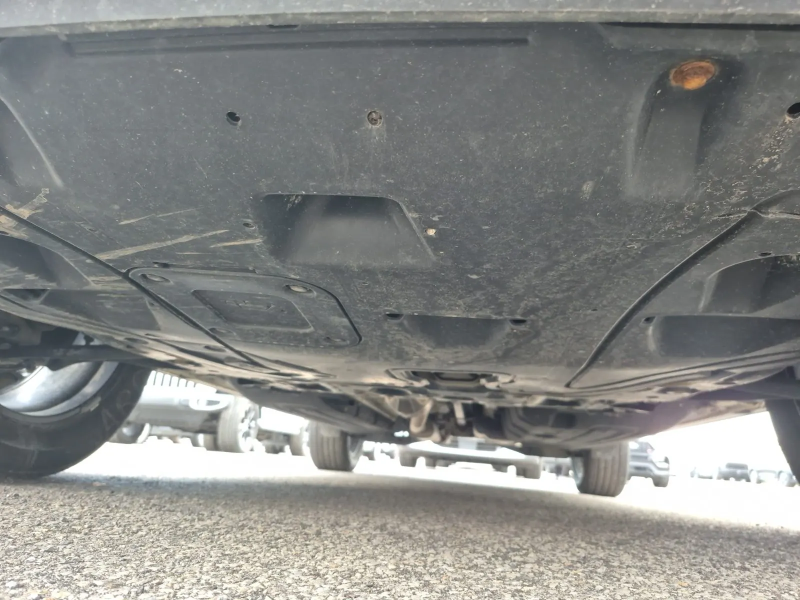 Undercarriage - Front Photo