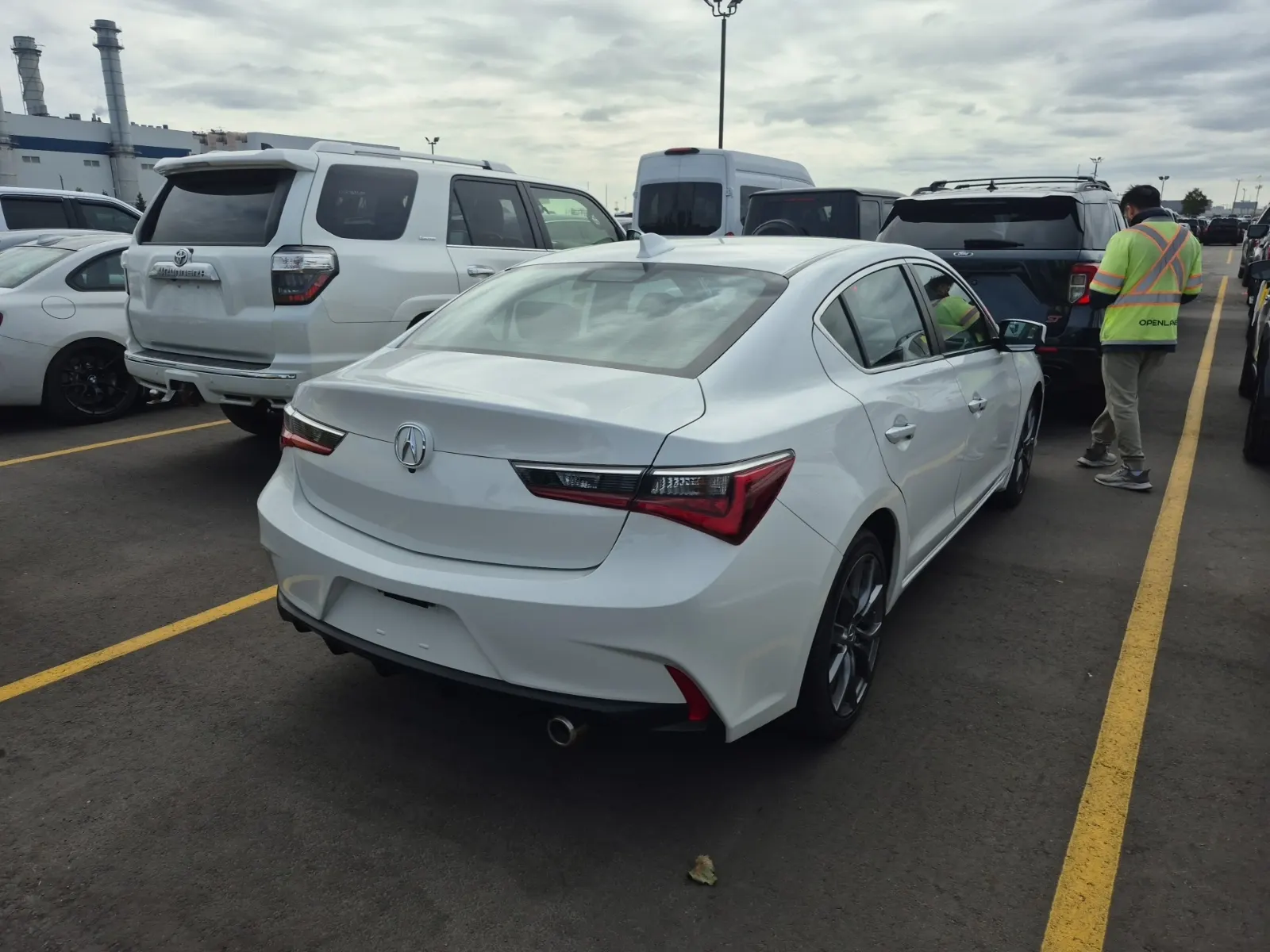 Passenger Rear 3/4 Photo