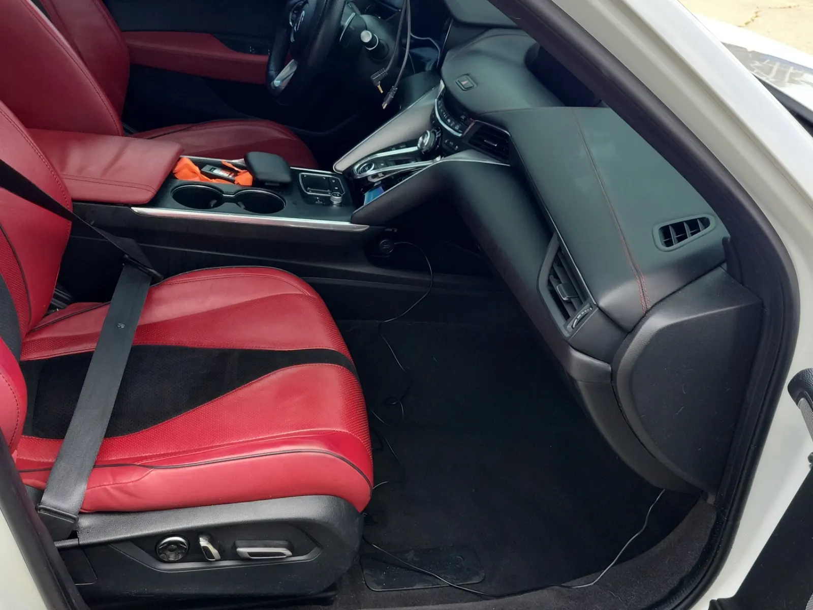 Right Side Interior Photo