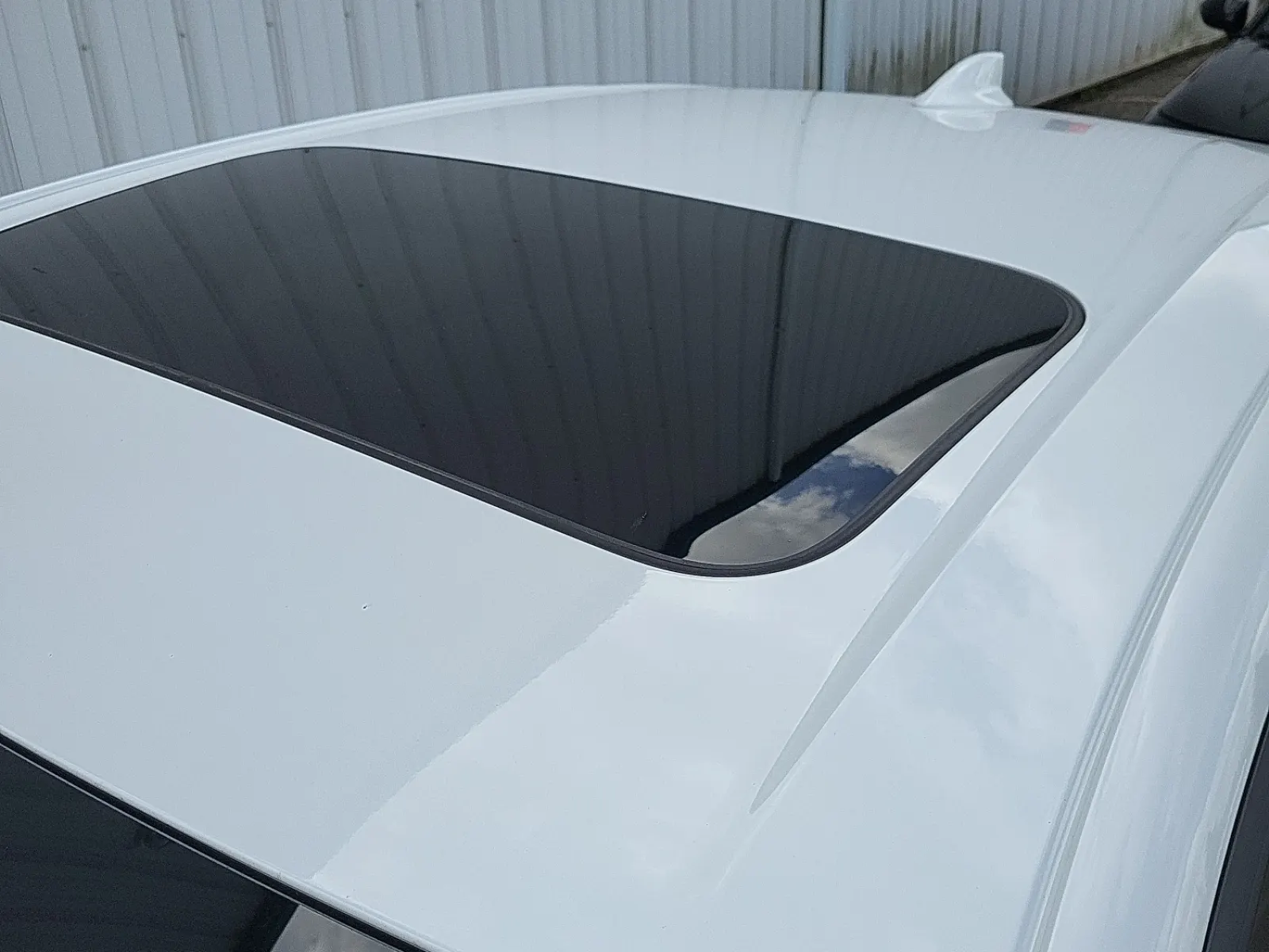 Exterior Roof Photo