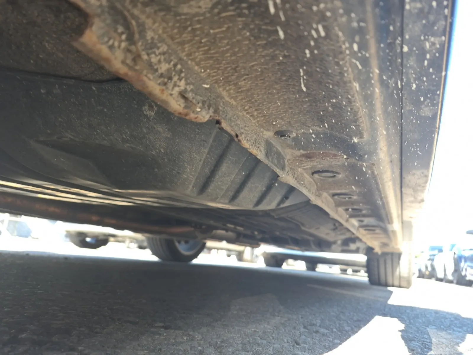 Undercarriage - Driver Photo