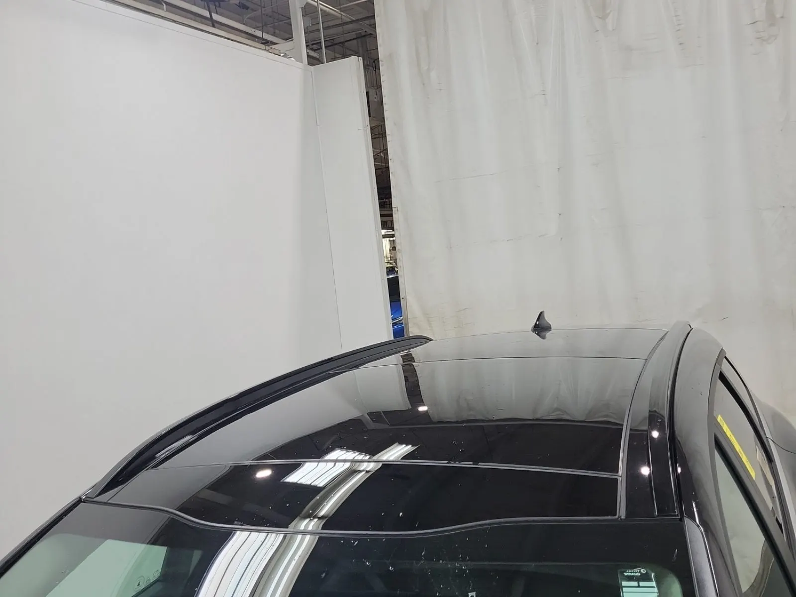 Exterior Roof Photo