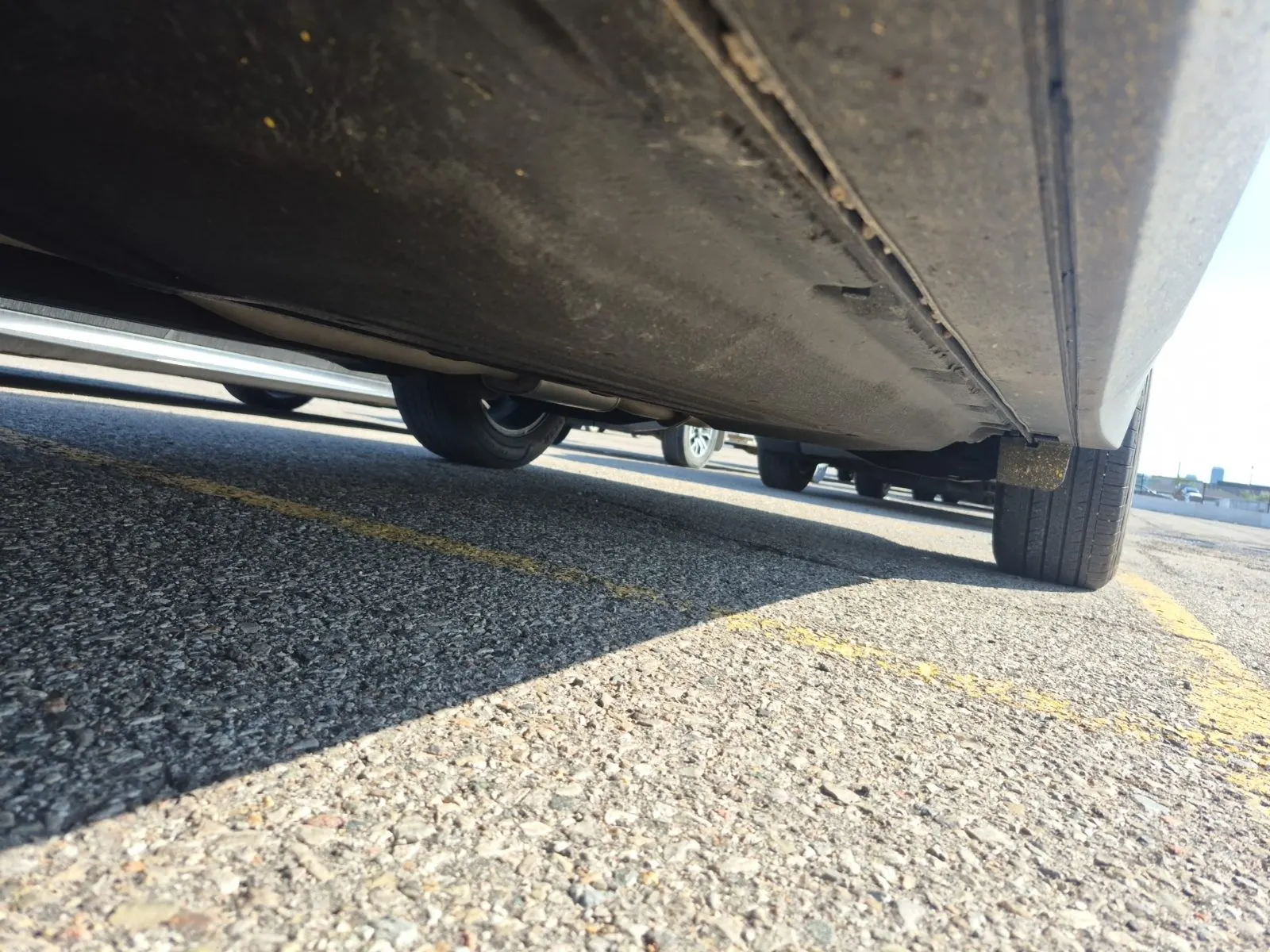 Undercarriage - Driver Photo