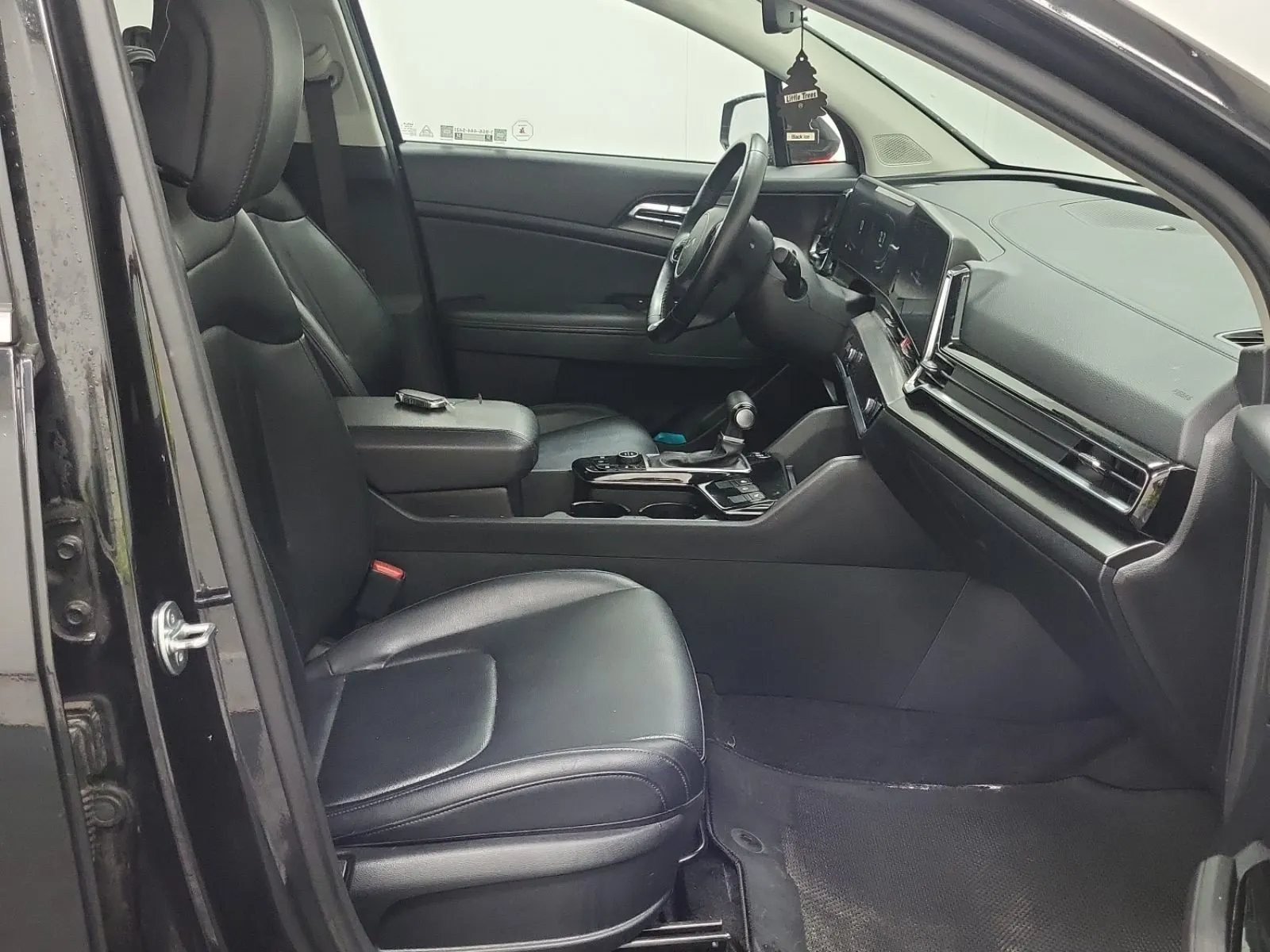 Right Side Interior Photo