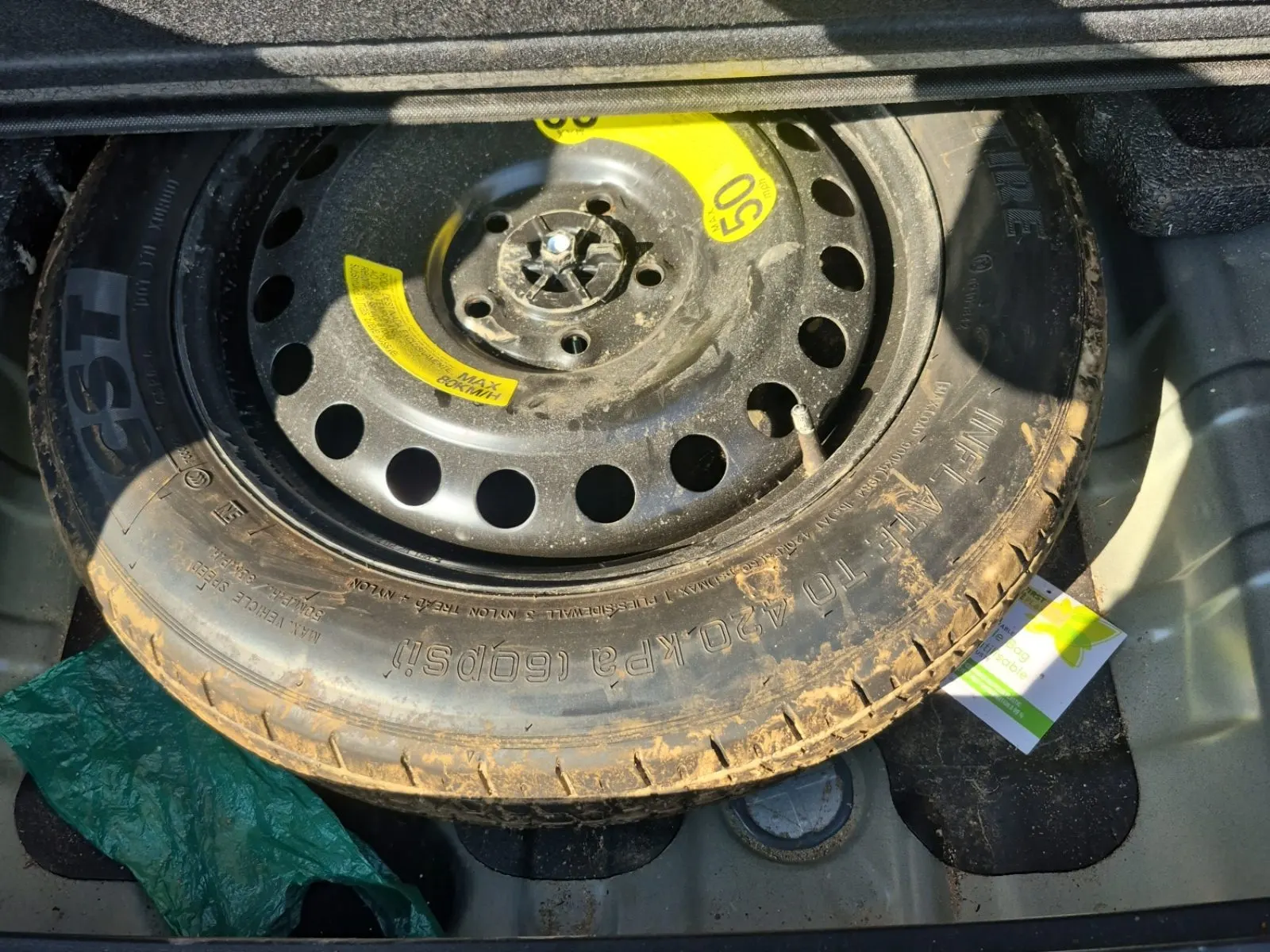 Spare Tire & Wheel Photo