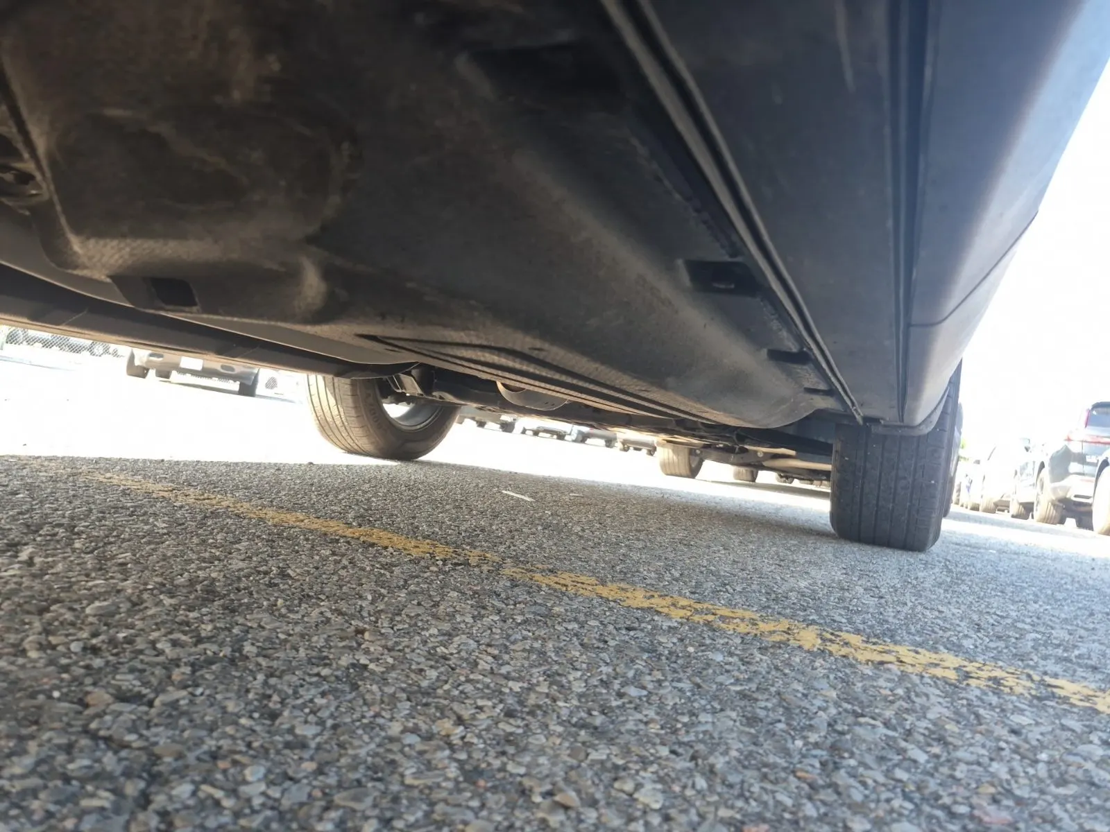 Undercarriage - Passenger Photo