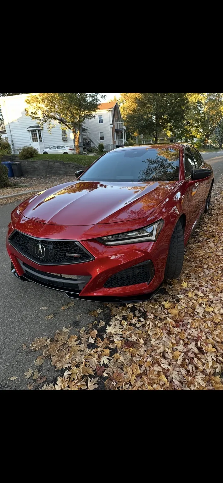 3/4 Front (Main image)